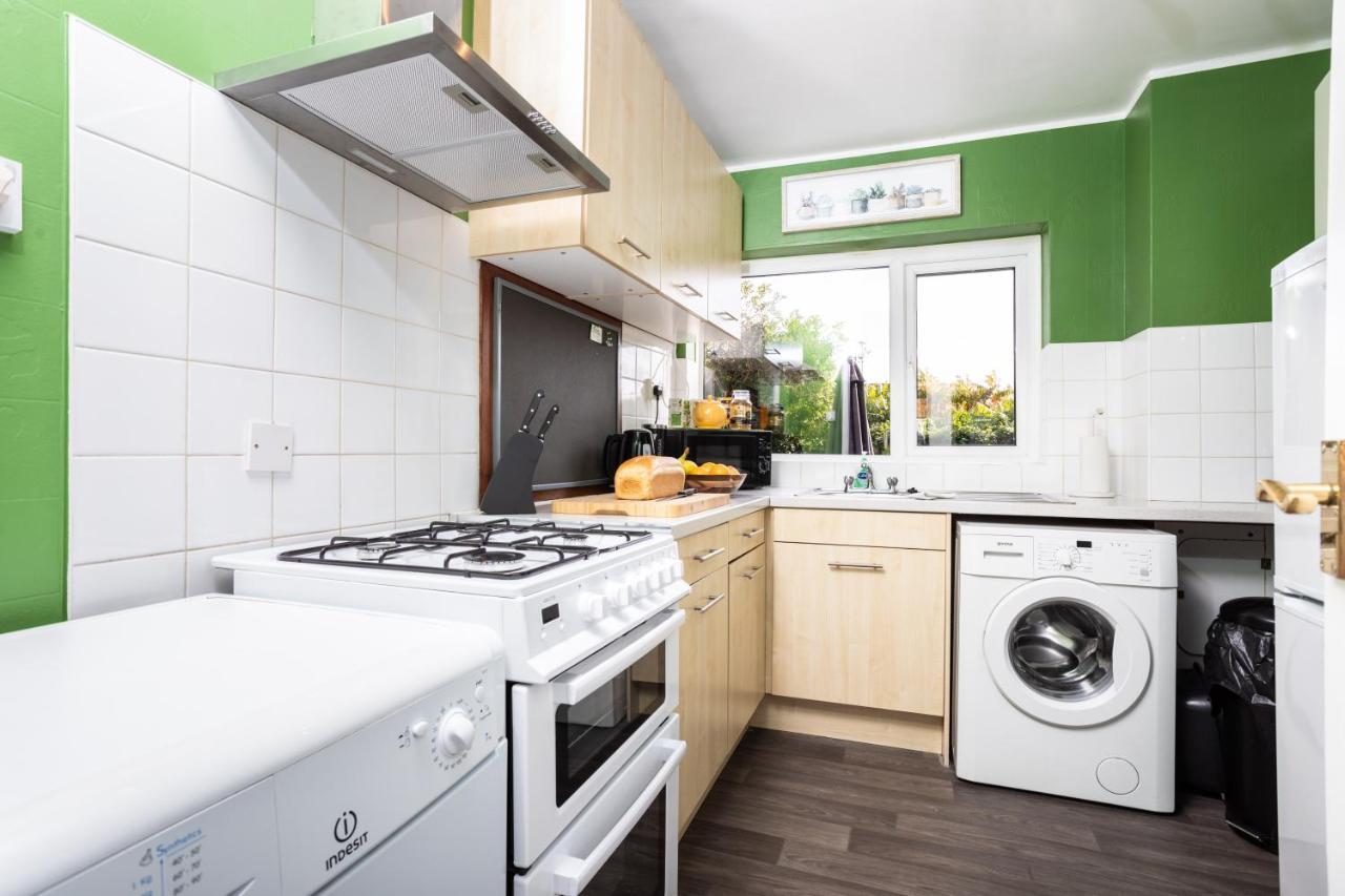 Perfect For Contractors - Canterbury - Free Parking - Ultra Wifi Exterior foto